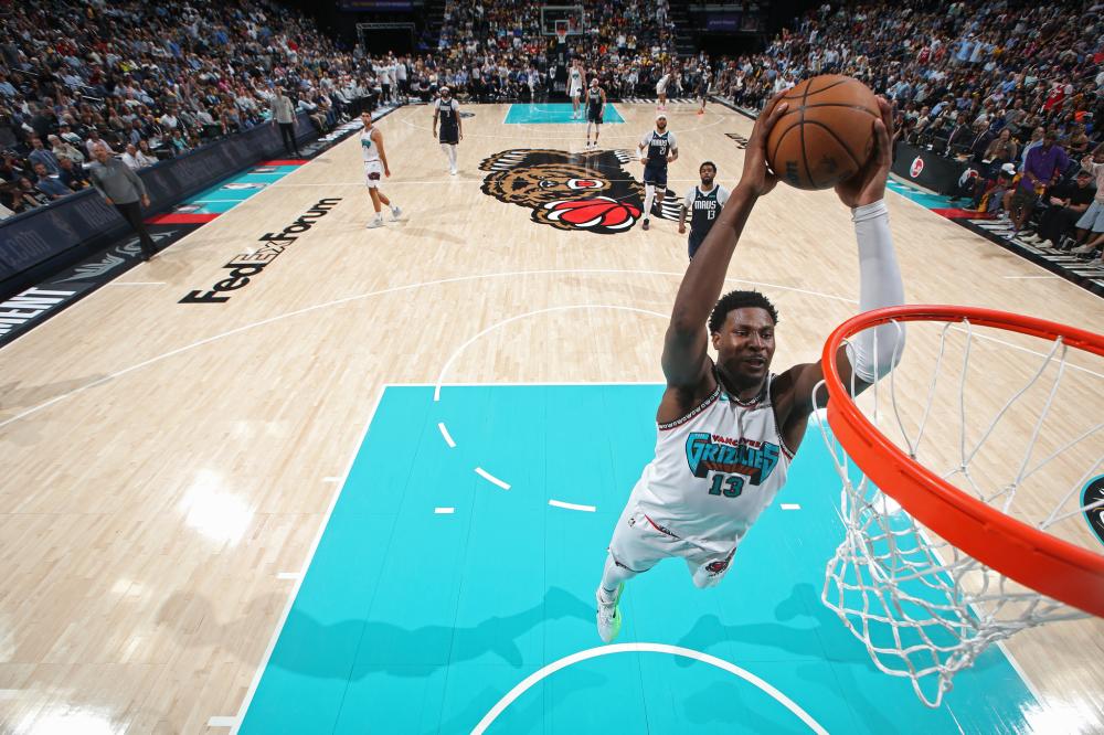 法随队出征 法随队出征