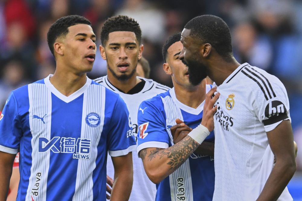 A赛场上 A赛场上